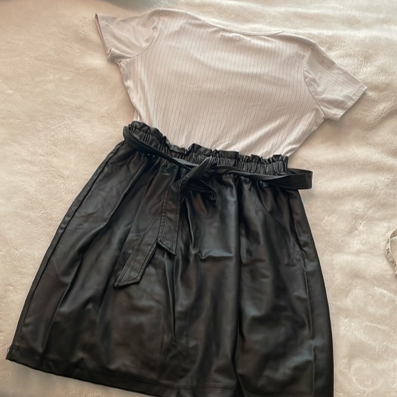 No Comment dress with black button skirt Size Small - Picture 3 of 8